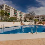 Rentitspain - - Pequeno Paraiso De Confort Con Piscina Daire