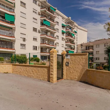 Rentitspain Pequeño Paraíso Confort Y Piscina