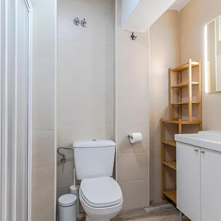 Rentitspain - - Pequeno Paraiso De Confort Con Piscina Daire *