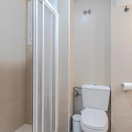 Rentitspain Pequeno Paraiso Confort Y Piscina Torremolinos