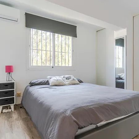 Rentitspain - - Pequeno Paraiso De Confort Con Piscina * Torremolinos