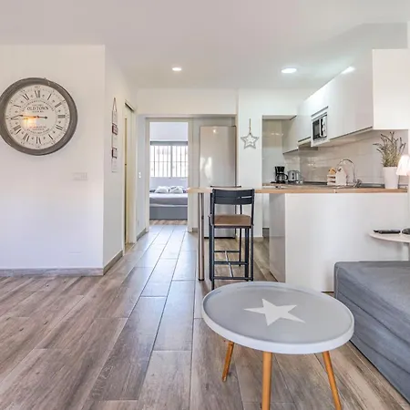 Apartamento Rentitspain Pequeño Paraíso Confort Y Piscina