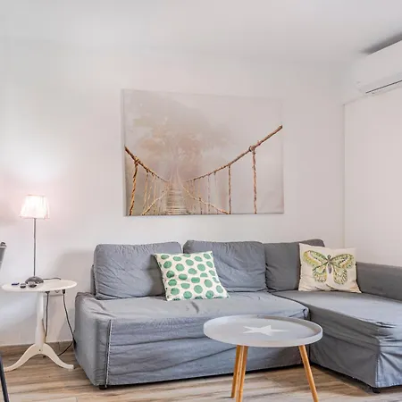 Rentitspain - - Pequeno Paraiso De Confort Con Piscina דירה *